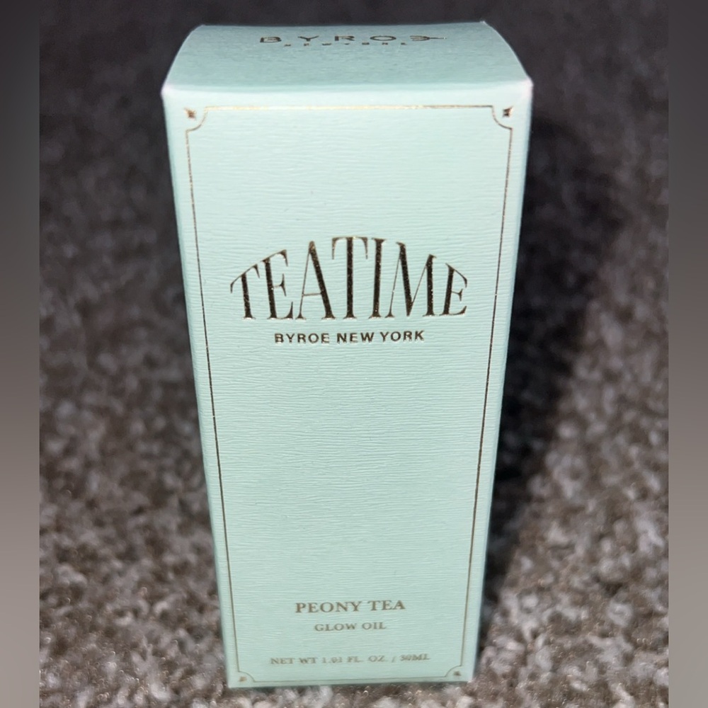 NWT byroe teatime peony tea glow oil